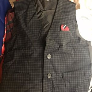 Dress outfit. Boys Size 7.